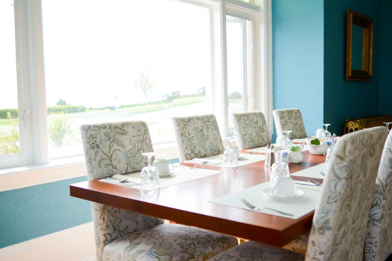 Dashwood Manor Seaside Bed & Breakfast Victoria Exterior foto